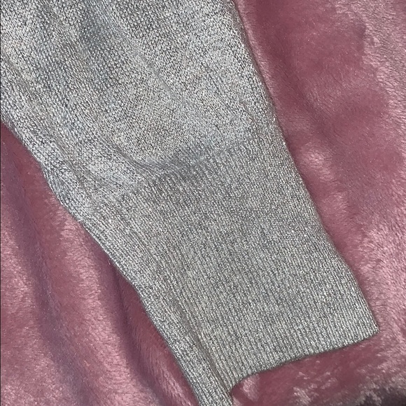 Sparkly gray cardigan w keyhole back - Picture 5 of 7